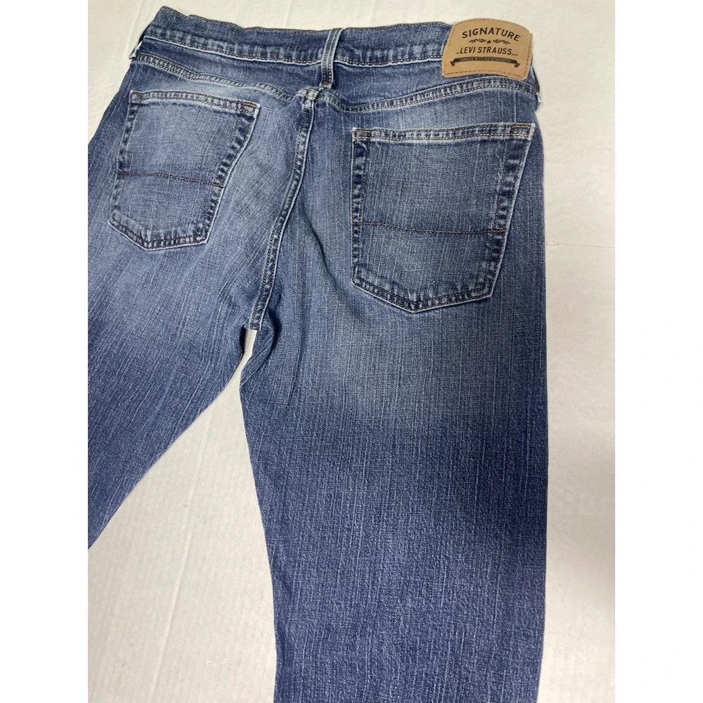 Signature Levi Strauss Mens Straight Leg‎ Blue Jeans Medium Wash 36x32 Stretch